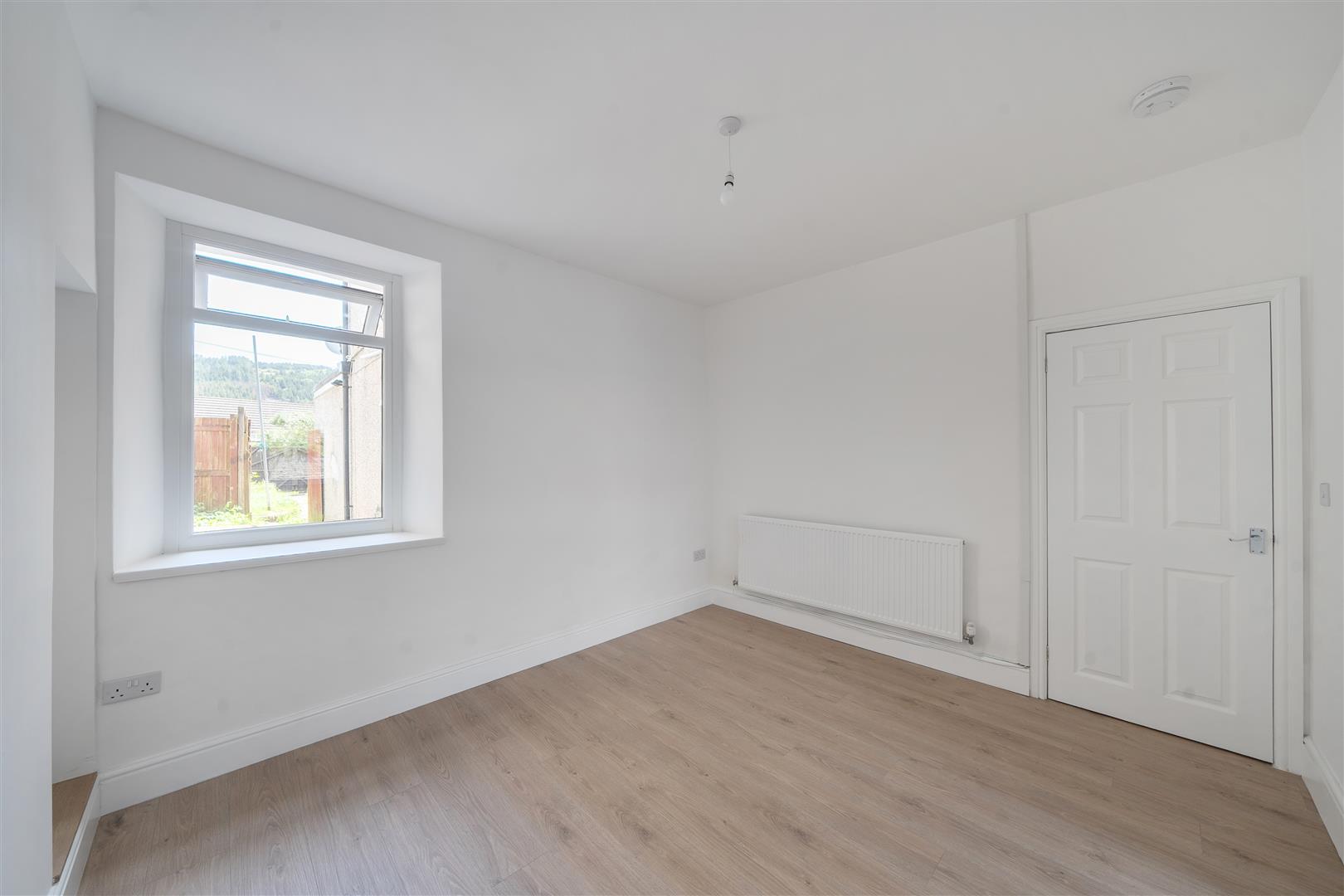 Neath Road, Hafod, Swansea, SA1 2HN